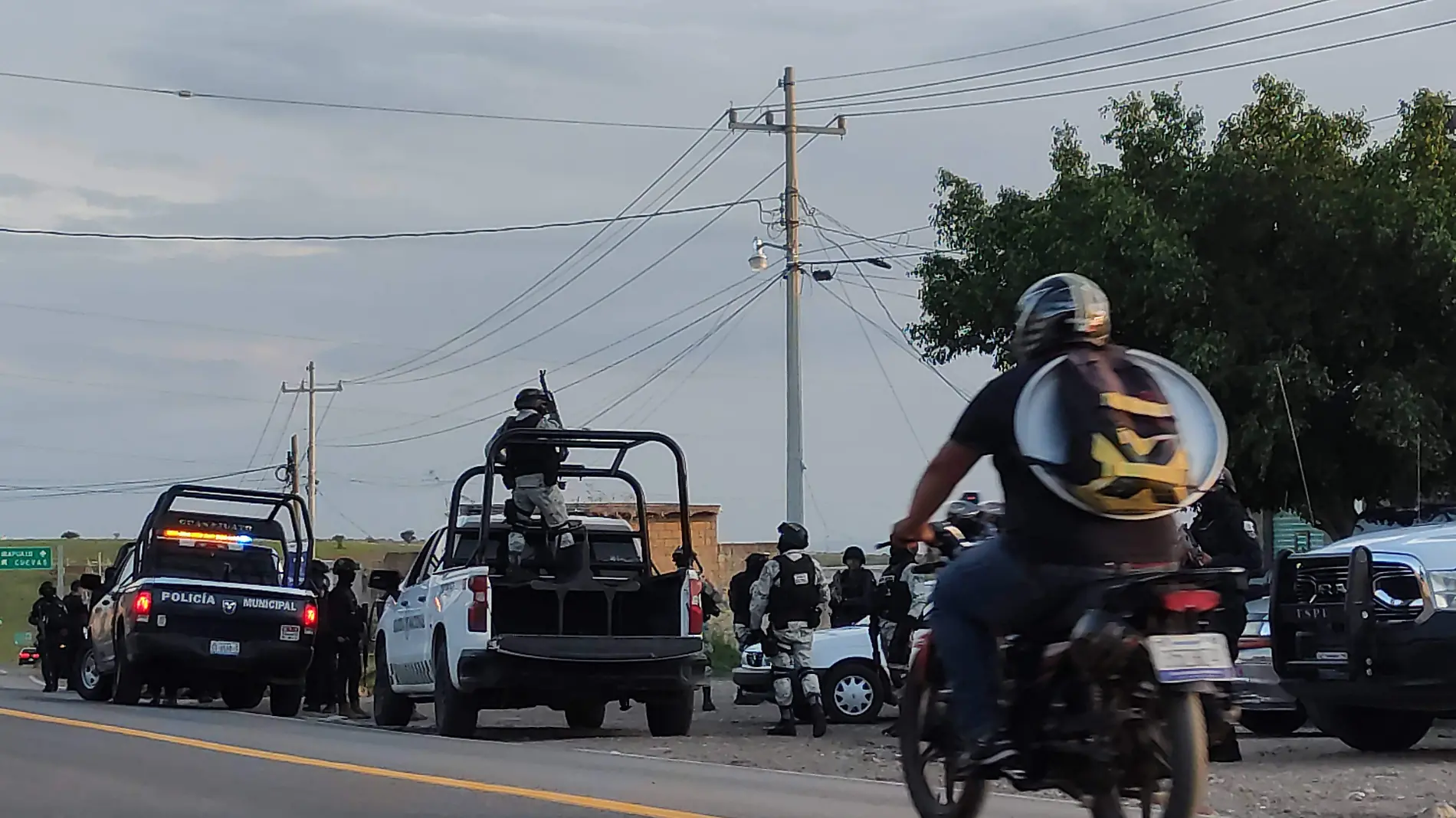 GUANAJUATO.- PARLAMENTO ABIERTO PARA CONTROLAR A MOTOCICLISTAS (1)